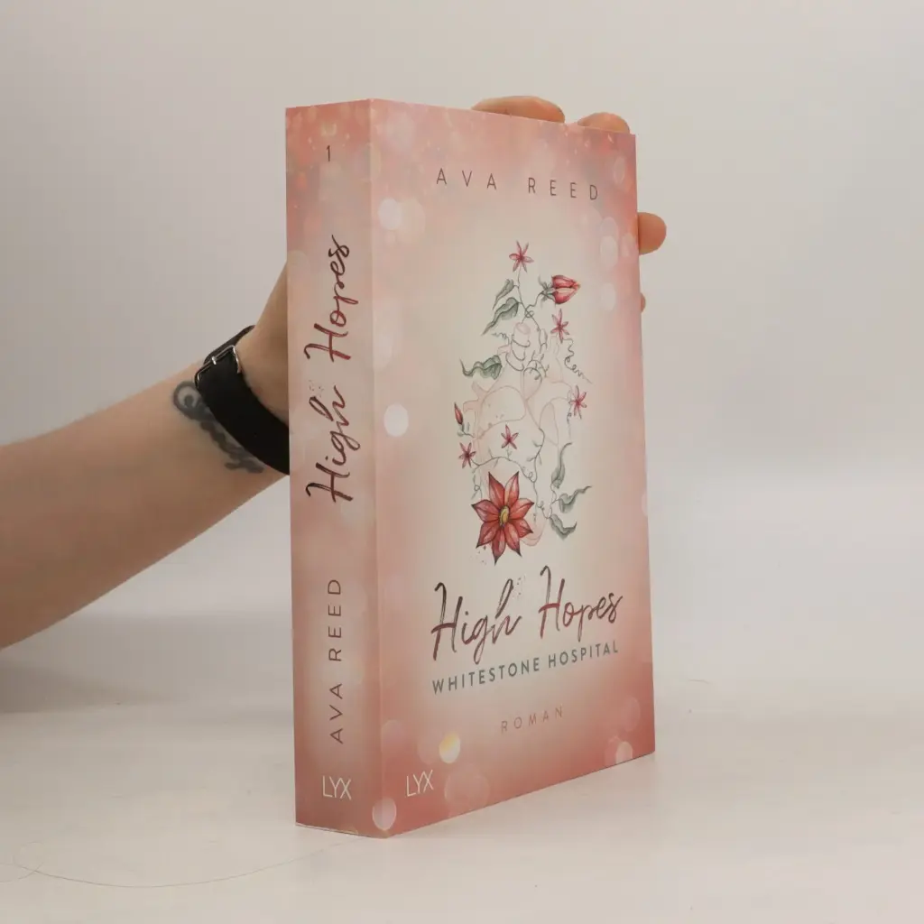 Buch Higfh Hopes wird von einer Hand gehalten
